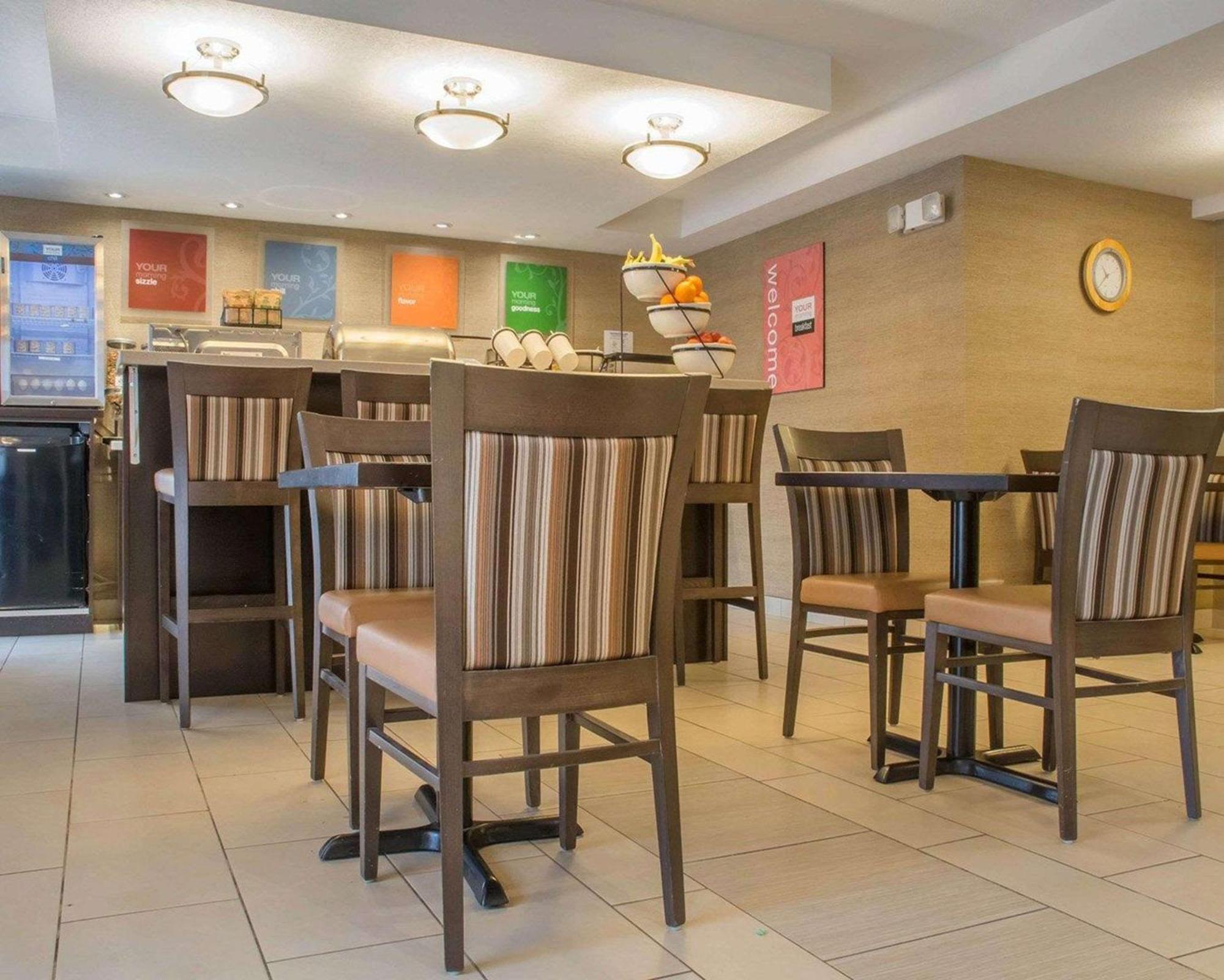 גואלף Comfort Inn מראה חיצוני תמונה