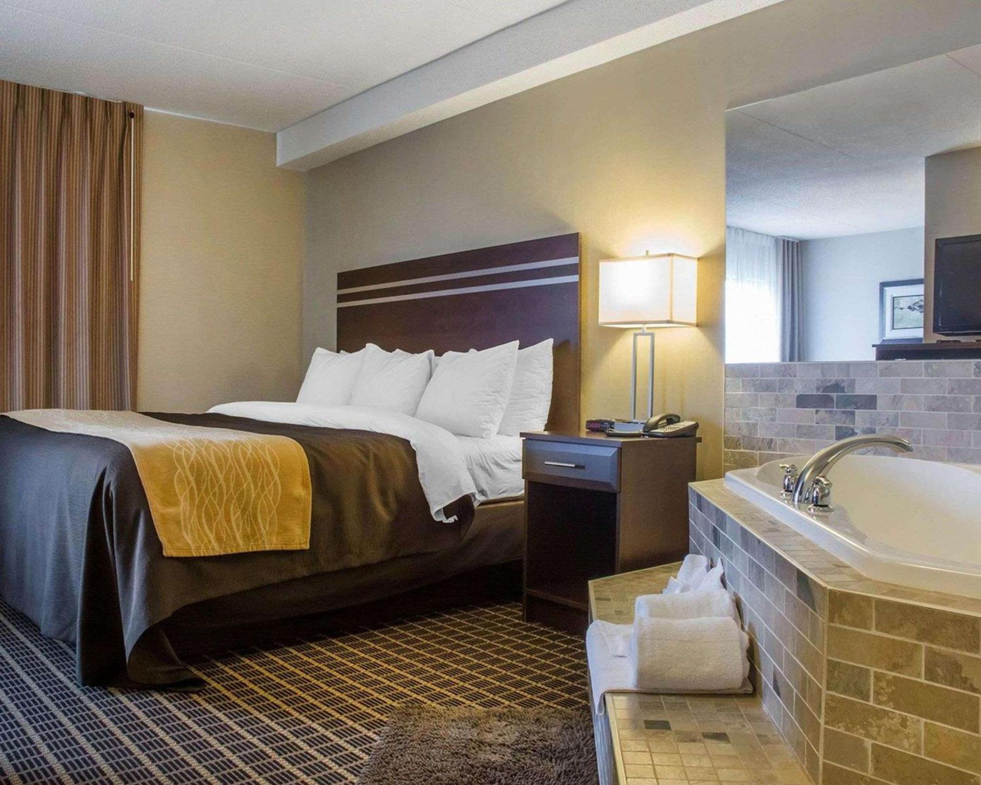 גואלף Comfort Inn מראה חיצוני תמונה